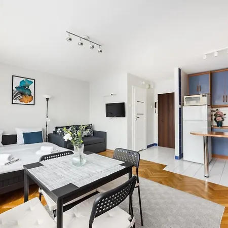 Medyczny Park By Bookinghost *