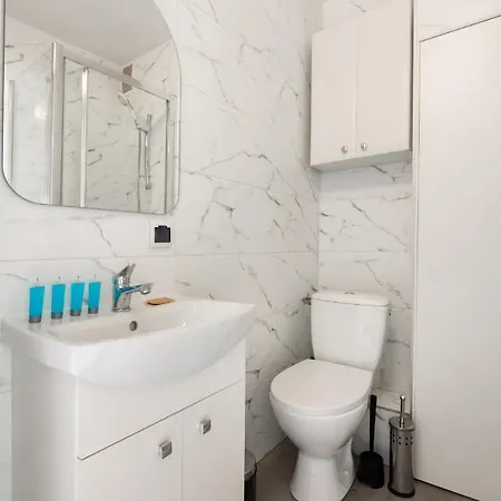 Medyczny Park By Bookinghost