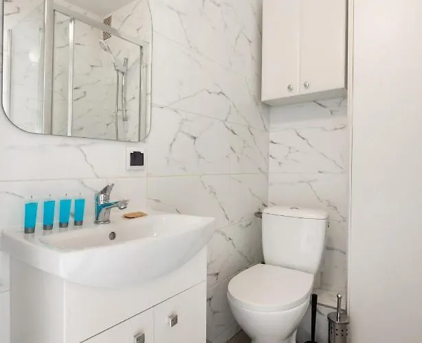 Medyczny Park By Bookinghost