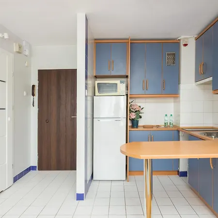 Apartmán Medyczny Park By Bookinghost *